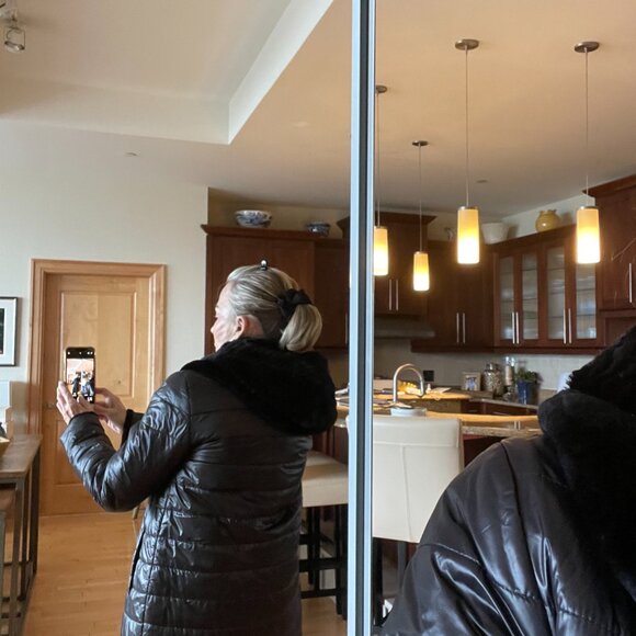 Linda Richards of New York fur coat, reversible. - Picture 6 of 10